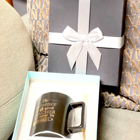 Boxed gift set coffee cup and golden spoon - Picture 1 of 8
